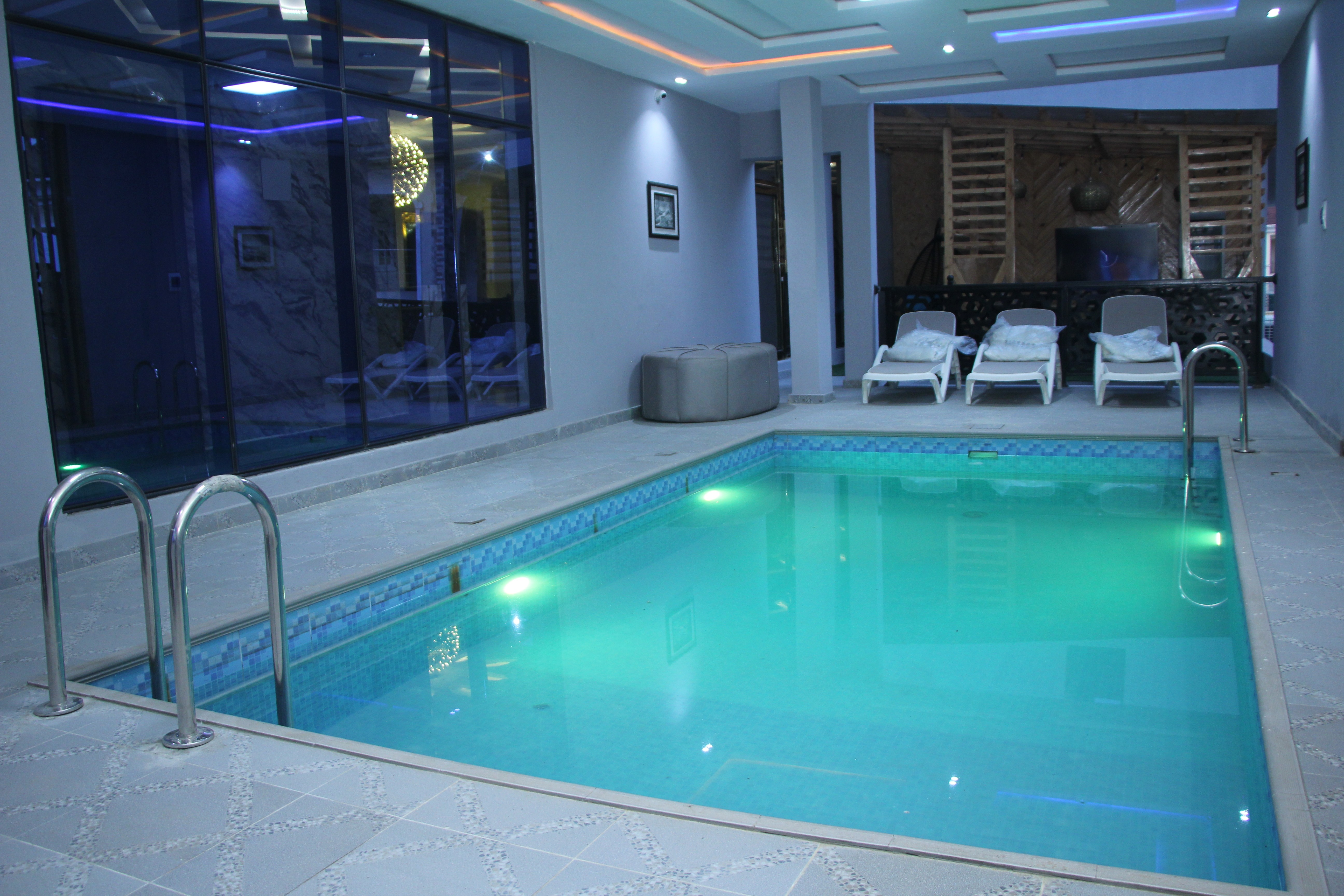 Indoor Exclusive Pool